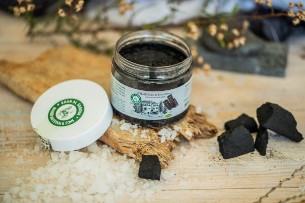 Charcoal Face Scrub - 140g - Image 2